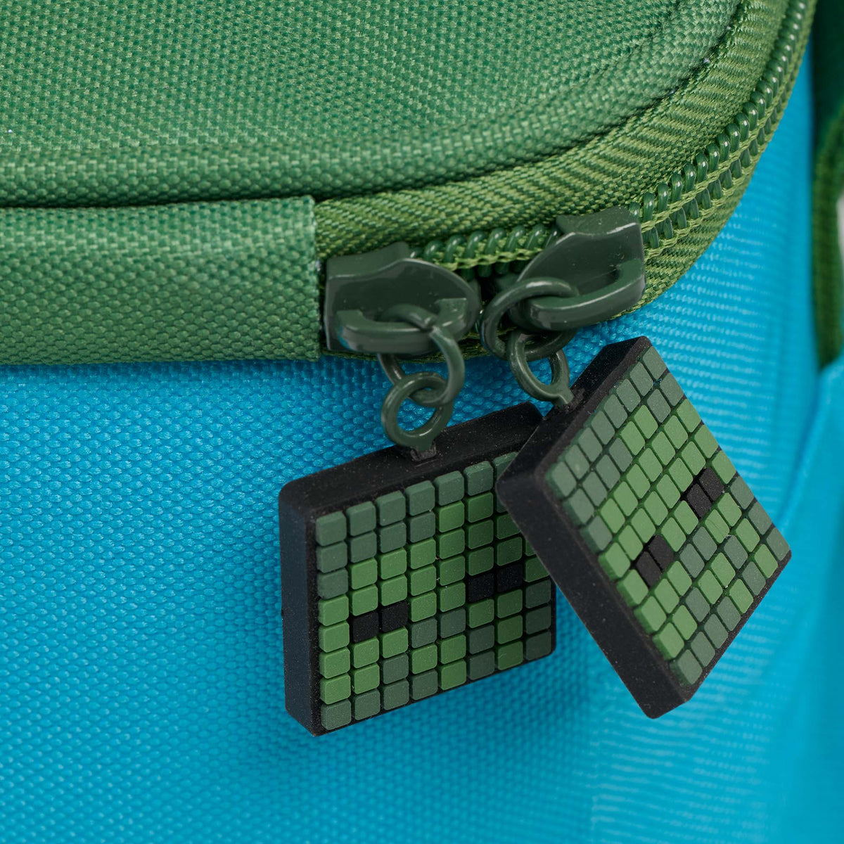 minecraft-chicken-jockey-square-lunch-cooler-bag-f2 00027778-Z.jpg