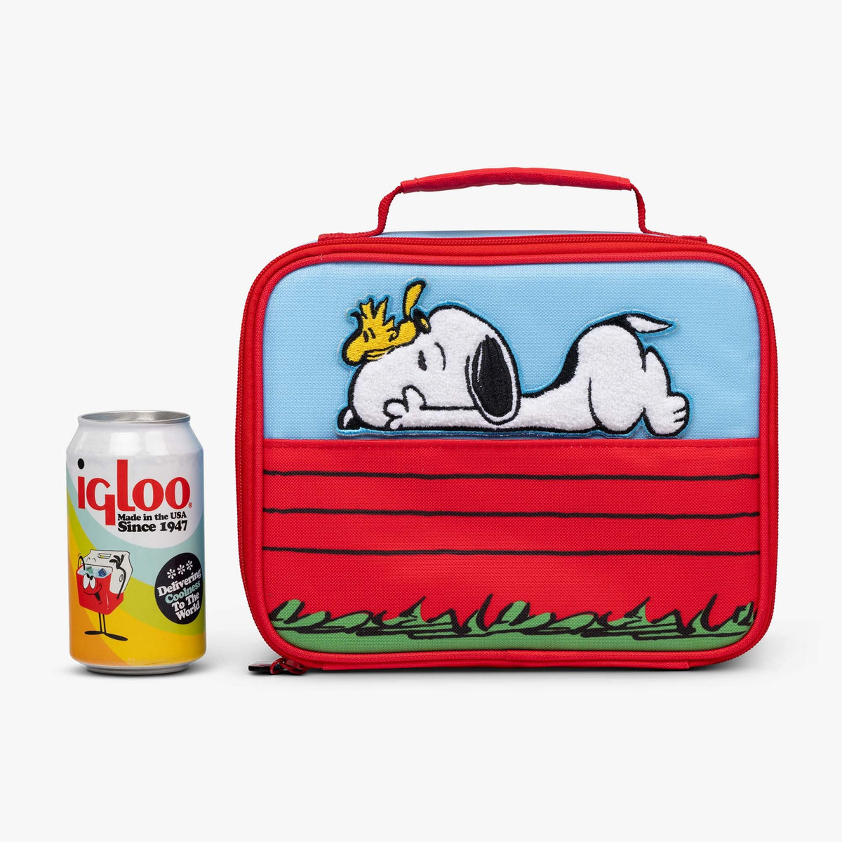 snoopy-s-doghouse-horizontal-lunch-cooler-bag-b3 00028034-P.jpg