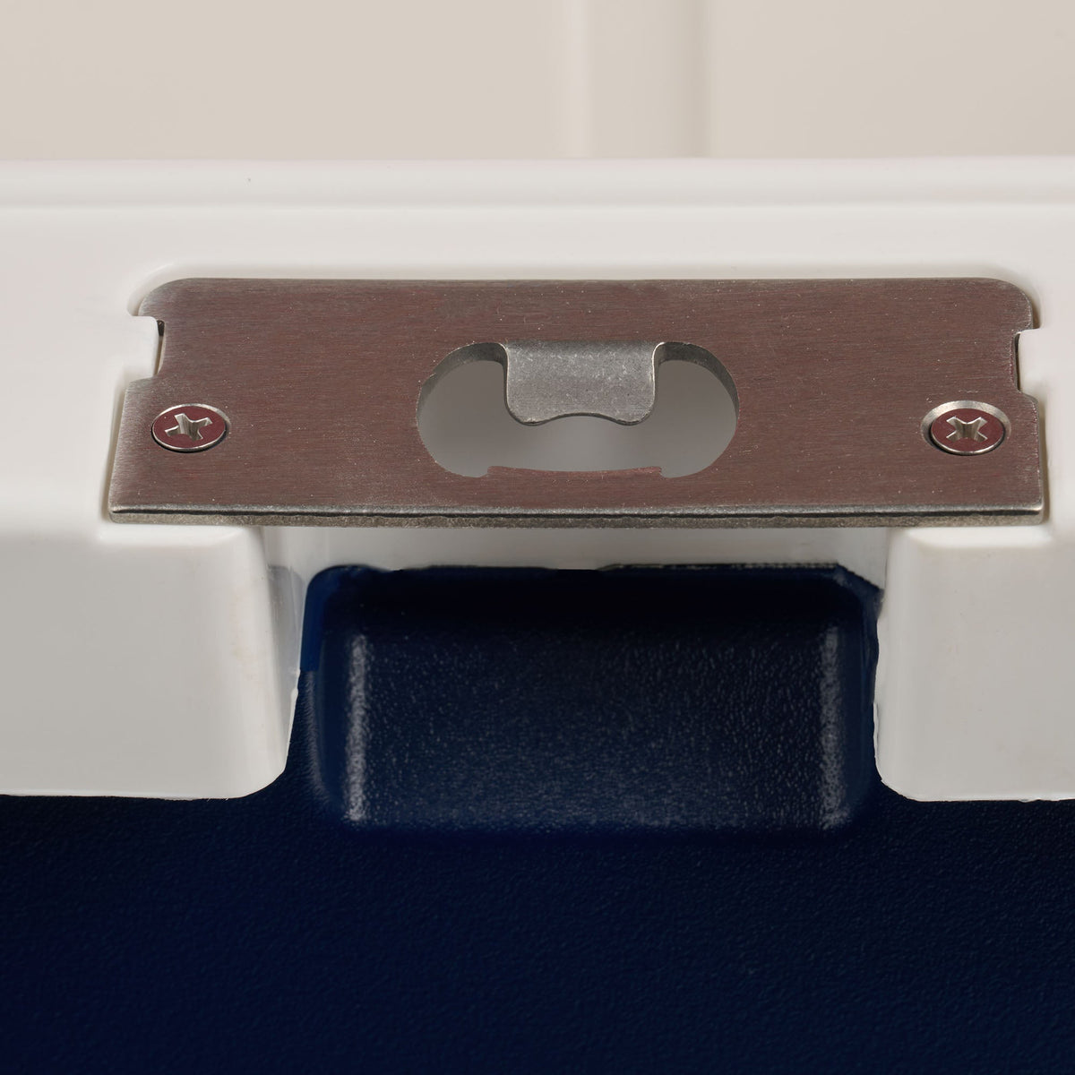 trailmate-25-qt-cooler-p3 00033130-BO.jpg