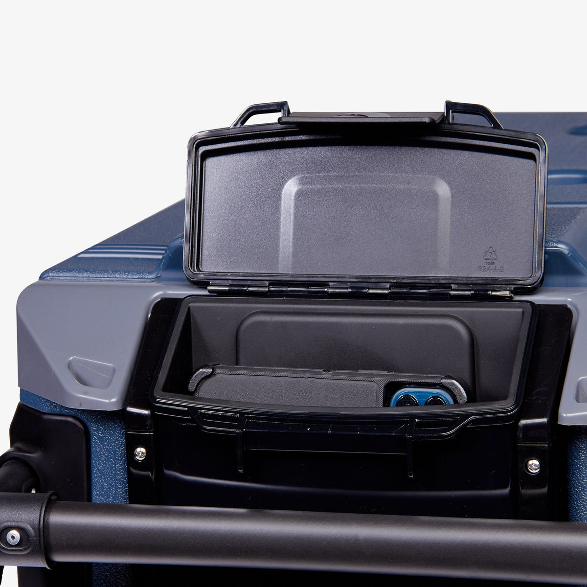 trailmate-journey-70-qt-cooler-l4 00034127_7.jpg