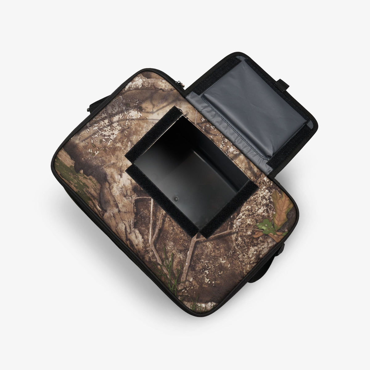 realtree-apx-hlc-28-can-bag-p9 00064354-O3-2025.jpg